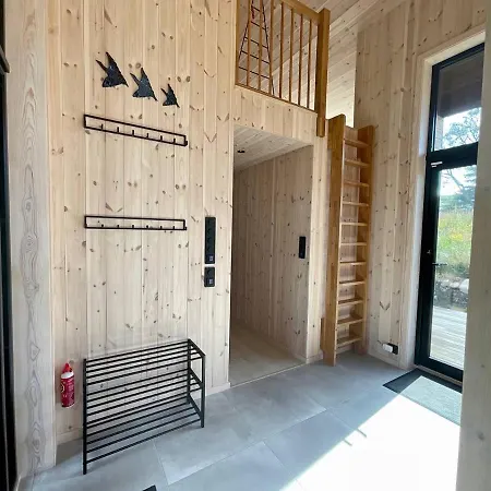 Atlantic Panorama Lofoten Alpstuga Leknes