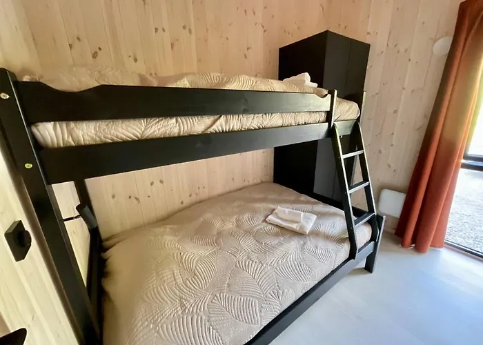 Atlantic Panorama Lofoten Chalé Leknes